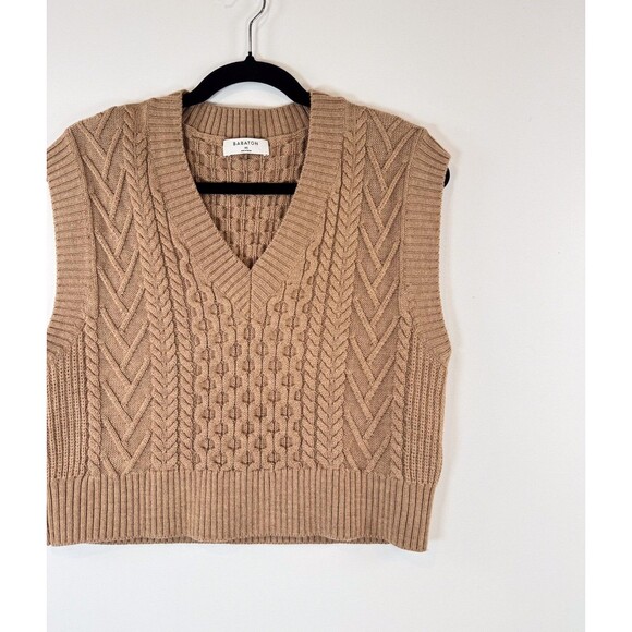 Aritzia Babaton Vest Brown Emporia Cable Merino Wool V Neck Cropped Sweater XS - Picture 5 of 9